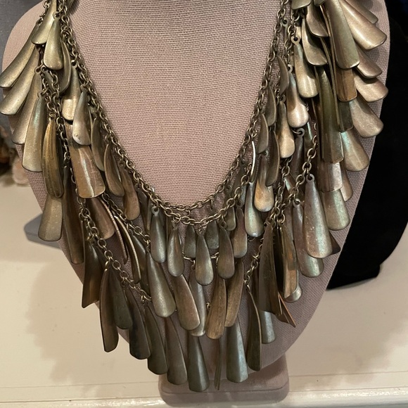 Great Vintage Drape Necklace - Picture 2 of 2